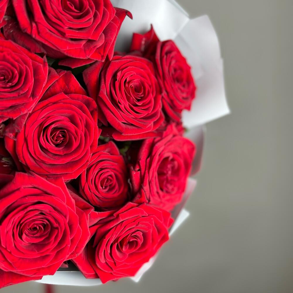 Букет «Красный бархат» – роскошь эквадорских роз Абаза Республика Хакасия