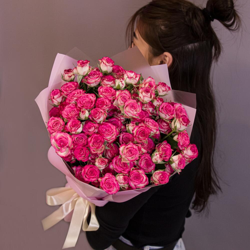 Букет «Розовый бум» – пышные кустовые розы в нежно-розовых тонах Абаза Республика Хакасия
