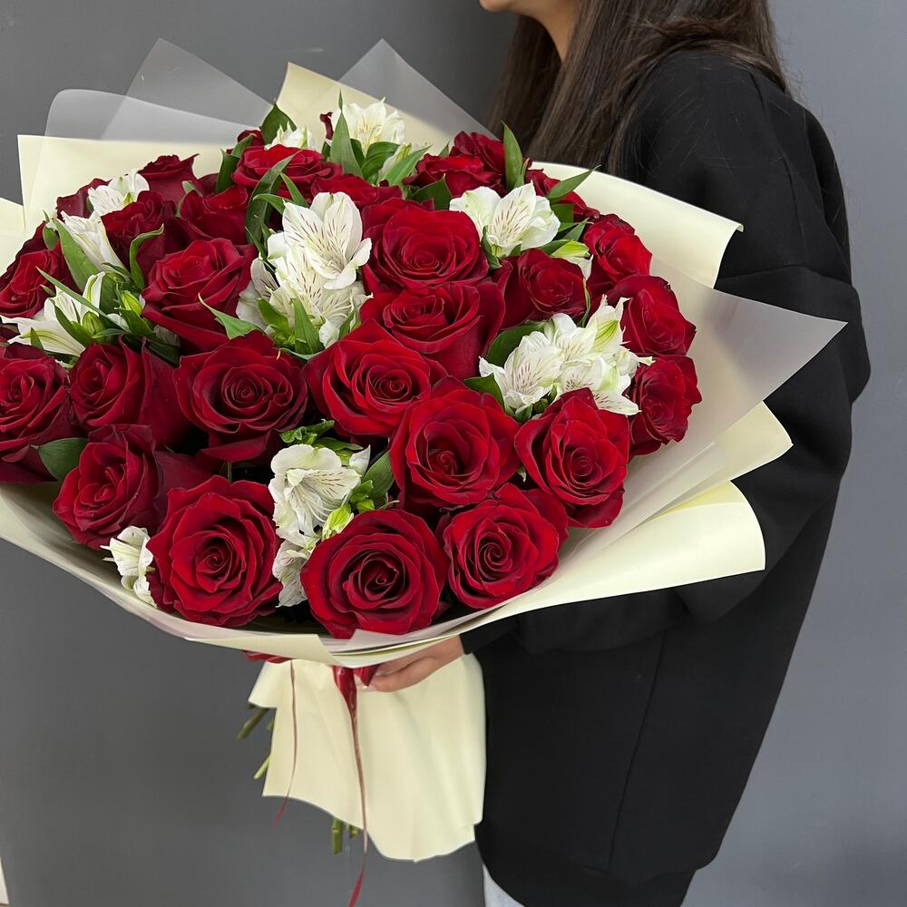 Букет «Танец любви» – гармония страсти и нежности в каждом лепестке Абаза Республика Хакасия