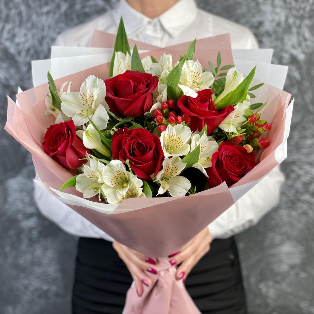 Букет «Нуар» – контраст страсти и нежности Абаза Республика Хакасия