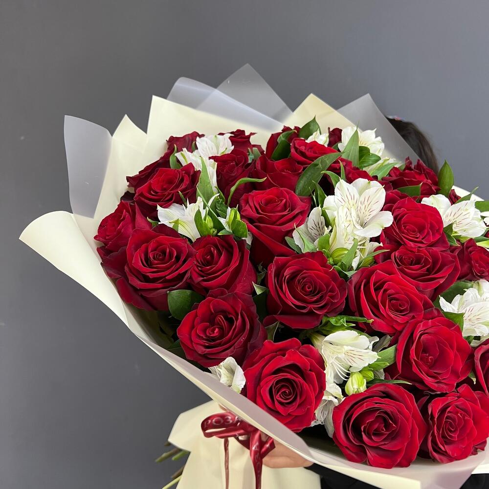 Букет «Танец любви» – гармония страсти и нежности в каждом лепестке Абаза Республика Хакасия