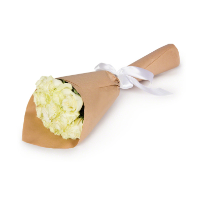 Букет из белых роз в крафте Абаза Республика Хакасия